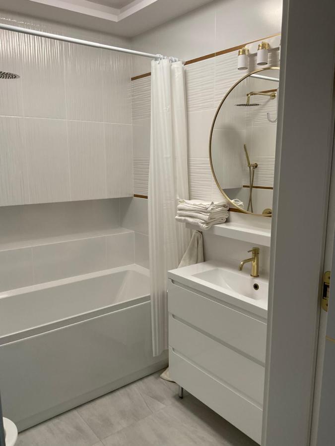 Apartament „Dwie Wieze” Lejlighed Katowice Eksteriør billede